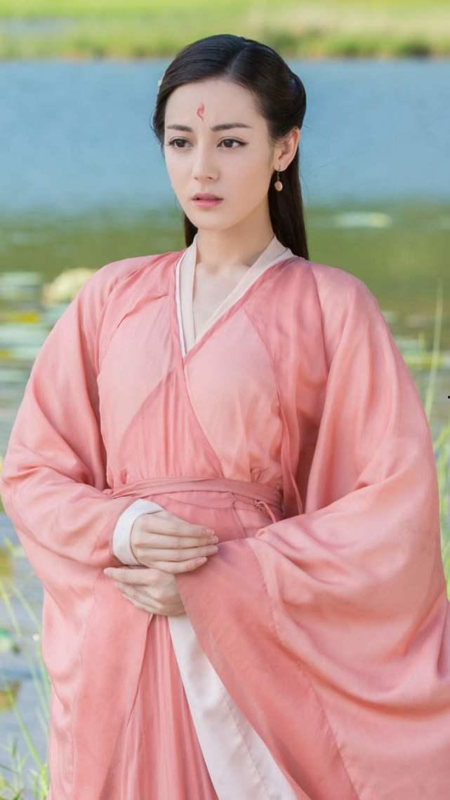 娱乐吃瓜君迪丽热巴吴磊